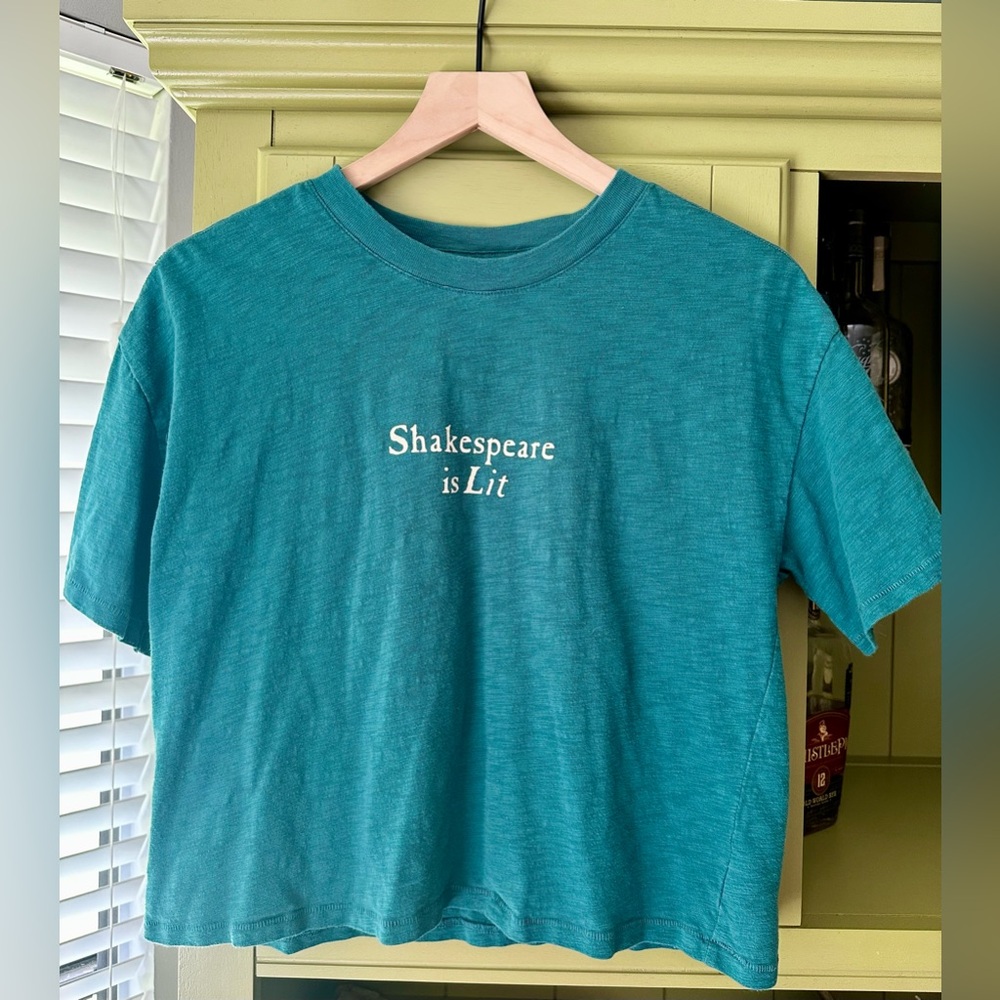 GAP tee